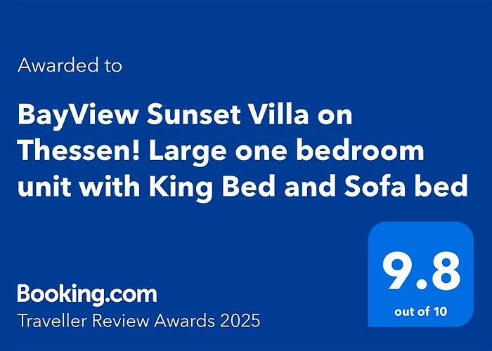 Bayview Sunset Villa On Thessen! Large One Bedroom Unit With King Bed And Sofa Bed